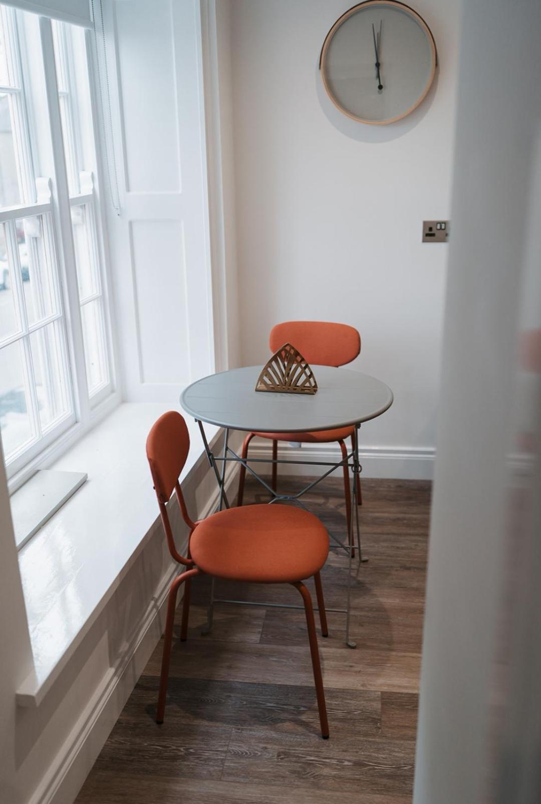 Apartment At 68 Saintfield Екстериор снимка