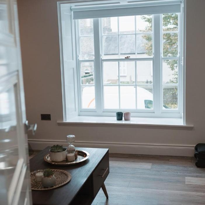 Apartment At 68 Saintfield Екстериор снимка